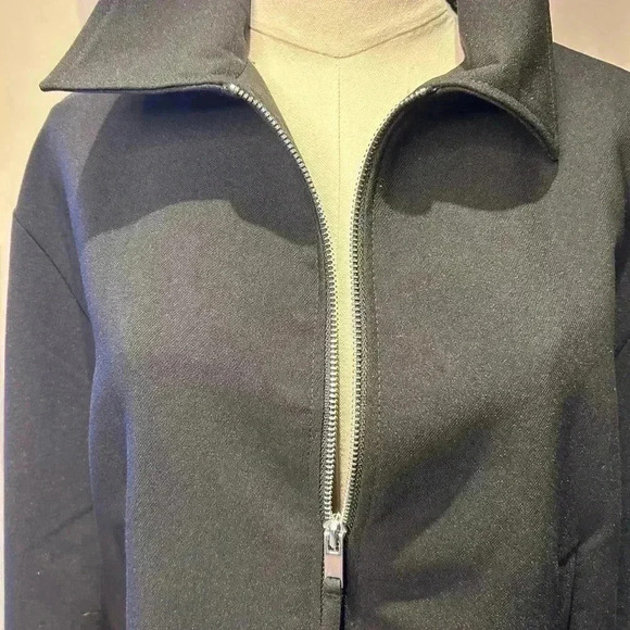 🧨Zara like new  cropped black bomber jacket. Size L - Picture 6 of 8